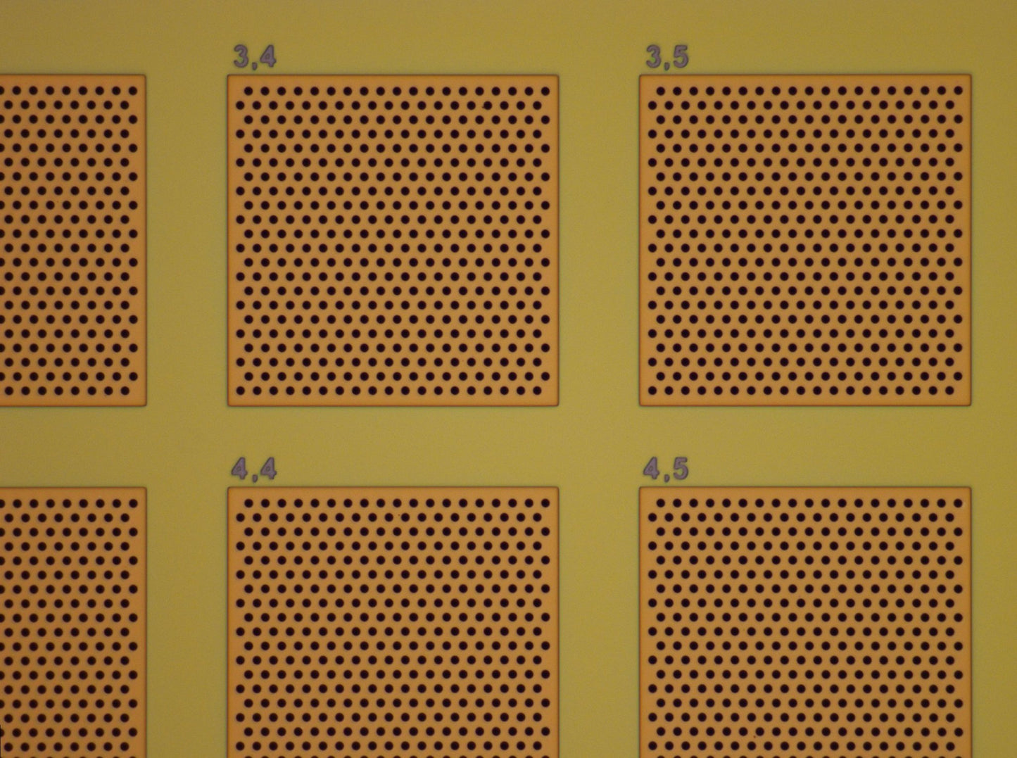 TEM grid with 2 um holes in a 100 nm membrane (20 pack)